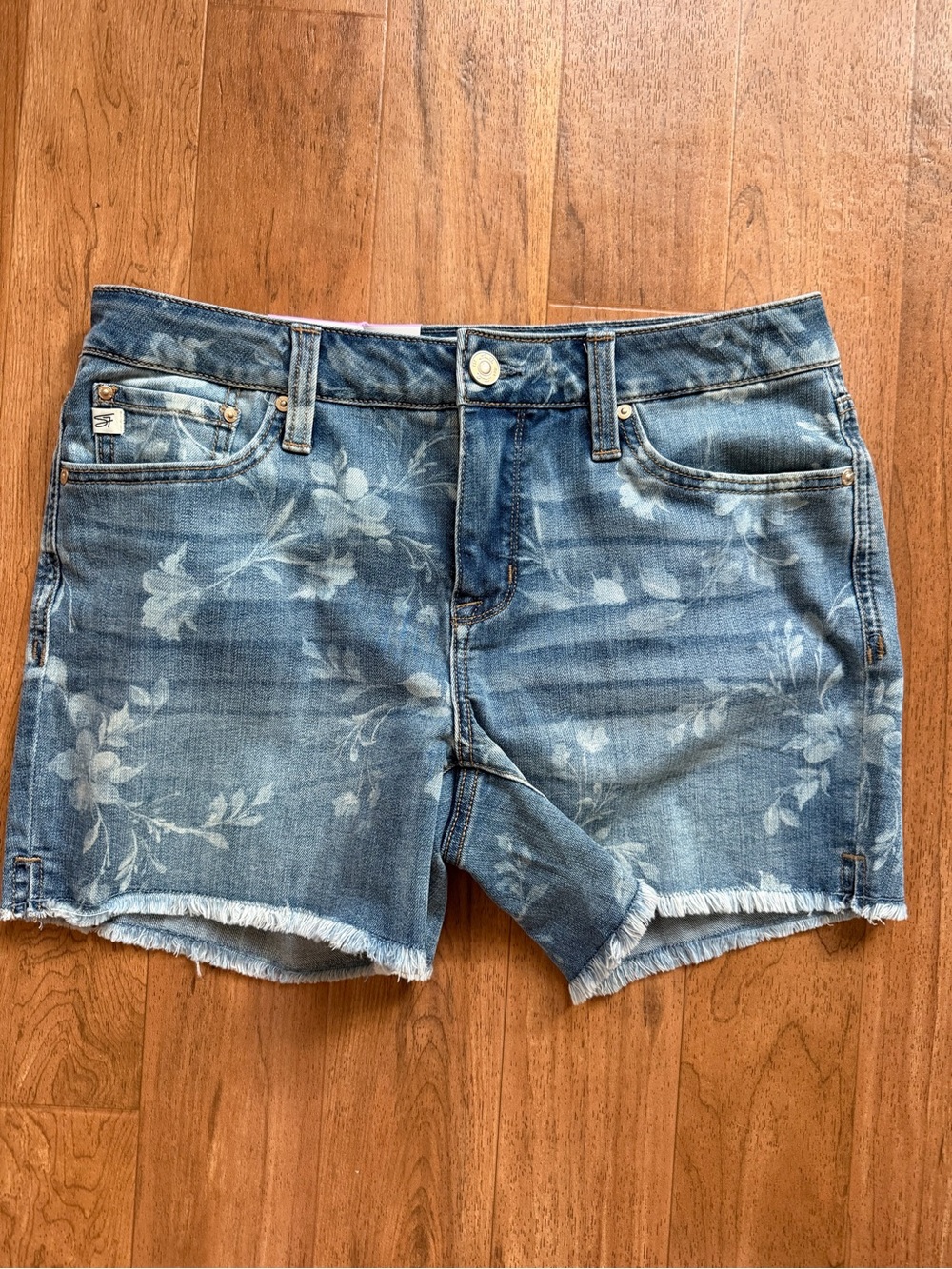 Floral Print Denim Cutoff Shorts